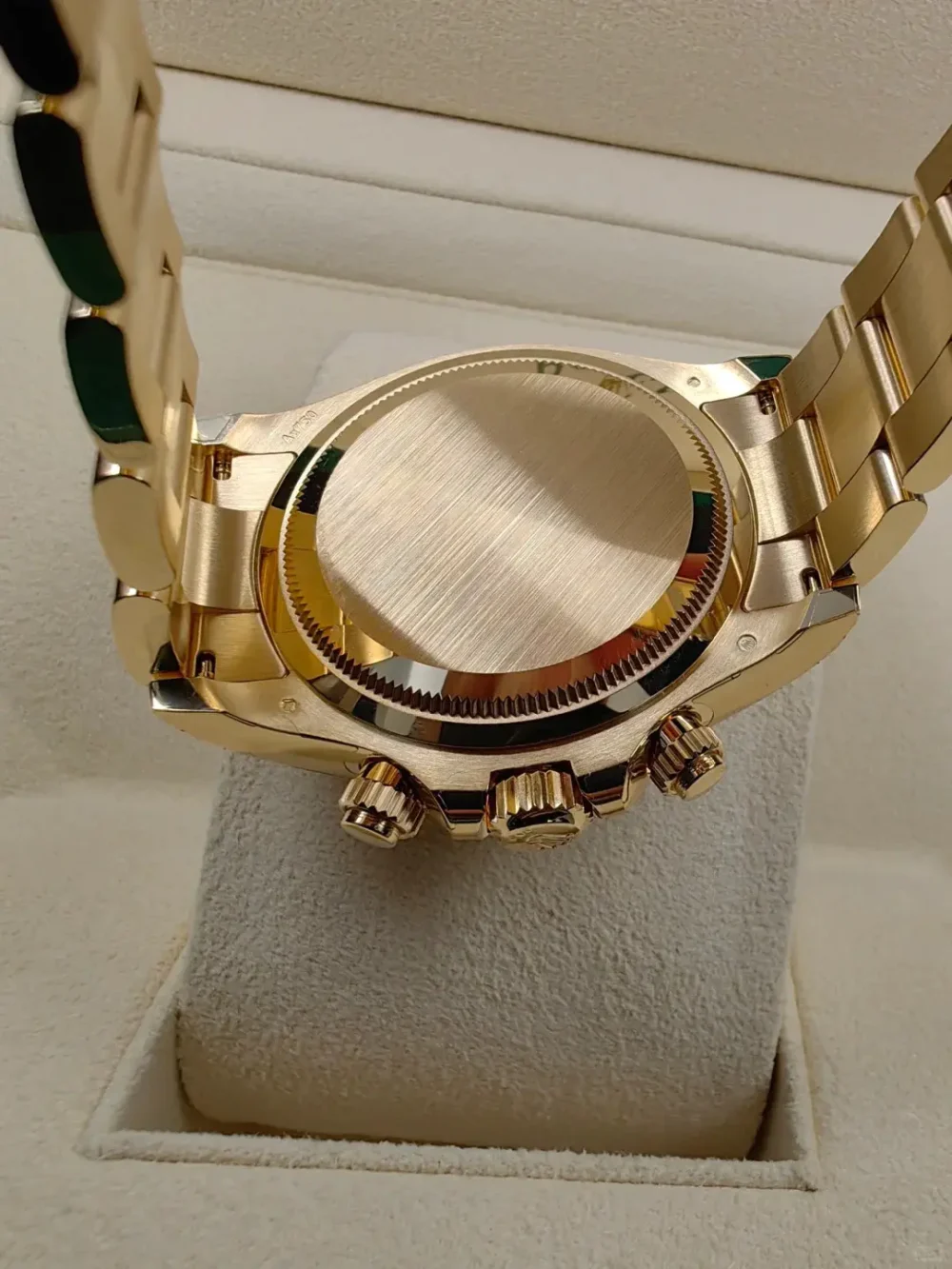 B – Rolex Cosmograph Daytona Yellow Gold Paul Newman Dial