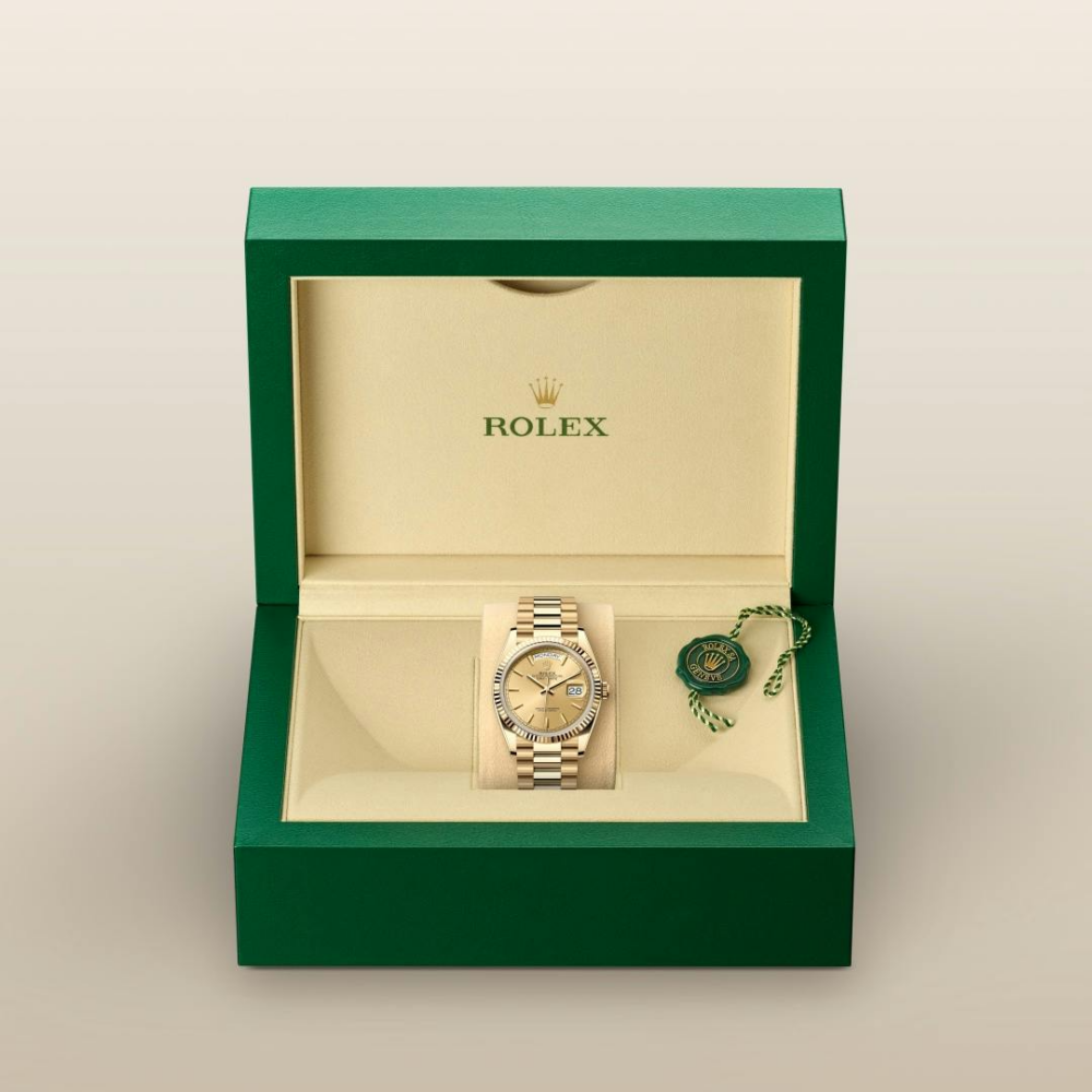 A Rolex Day-Date 36 Oyster, 36 mm, yellow gold