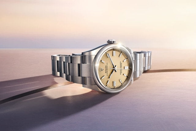 Unworn 2025, Rolex Oyster Perpetual, Oystersteel 41mm, Beige dial, Domed Oyster
